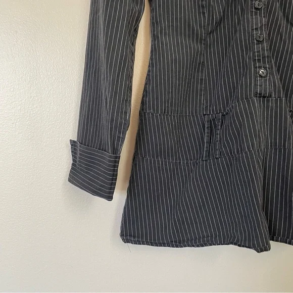 Fleurish | Black and White Pinstripe Button down | Size Small - Picture 6 of 11